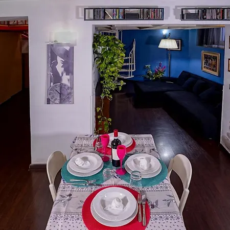 Center House Colosseo Roma